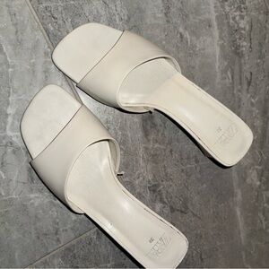 Zara Women's Cream Mules
